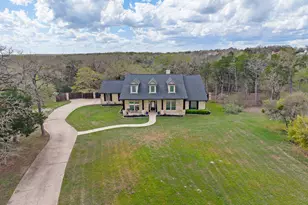 142 Carriage Ct, Bastrop, TX 78602 - Photo 36