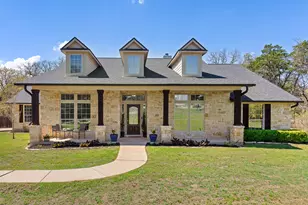 142 Carriage Ct, Bastrop, TX 78602 - Photo 1