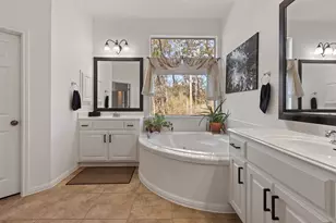 142 Carriage Ct, Bastrop, TX 78602 - Photo 18