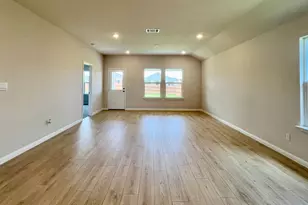 212 Rock Spgs Dr, Marble Falls, TX 78654 - Photo 6