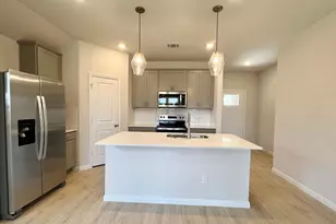 212 Rock Spgs Dr, Marble Falls, TX 78654 - Photo 2