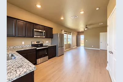 17821 Shafer Drive, Pflugerville, TX 78660 - Photo 2