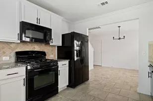 10125 Deer Chase Trail, Austin, TX 78747 - Photo 14