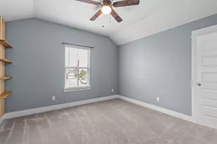 525 Compania Cove, Liberty Hill, TX 78642 - Photo 20