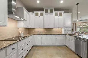 19 Chandon Ln, Lakeway, TX 78734 - Photo 12