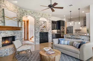 19 Chandon Ln, Lakeway, TX 78734 - Photo 2