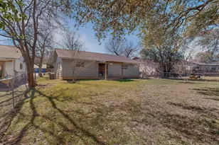1004 Speer Ln, Austin, TX 78745 - Photo 38