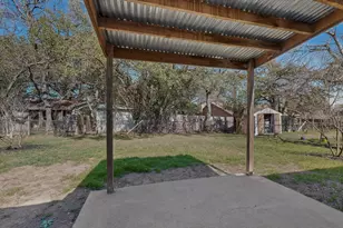 1004 Speer Ln, Austin, TX 78745 - Photo 36