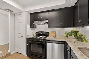 1004 Speer Ln, Austin, TX 78745 - Photo 12