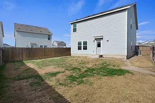 817 Circle Wy, Jarrell, TX 76537 - Photo 34