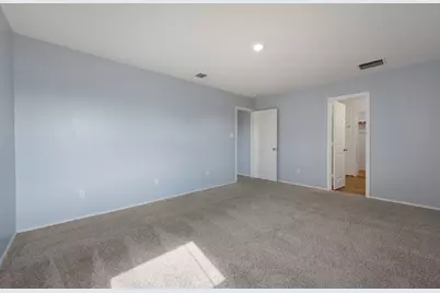 817 Circle Way, Jarrell, TX 76537 - Photo 22