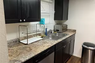 2401 Leon St, Austin, TX 78705 - Photo 12