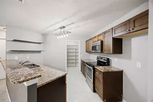 9735 Fortune Ridge Dr, Converse, TX 78109 - Photo 10