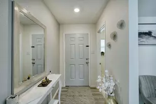 13608 Abigail Adams St, Manor, TX 78653 - Photo 4