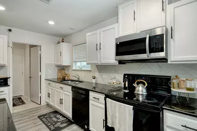 13608 Abigail Adams Street, Manor, TX 78653 - Photo 10