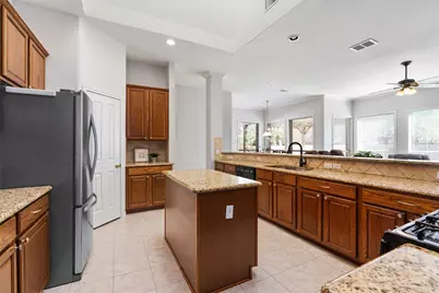 606 S Lynnwood Trail, Cedar Park, TX 78613 - Photo 6