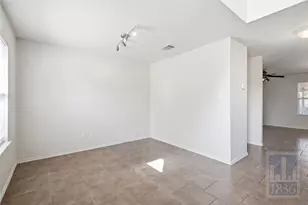 226 Wegstrom St, Hutto, TX 78634 - Photo 18