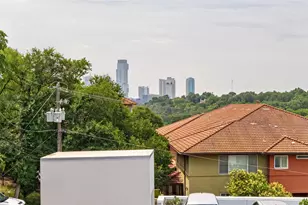 2205 N Lamar Blvd, Austin, TX 78705 - Photo 22