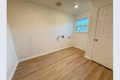 800 Old Thorndale Road, Taylor, TX 76574 - Photo 20