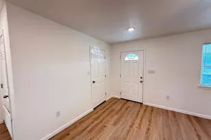 800 Old Thorndale Rd, Taylor, TX 76574 - Photo 8