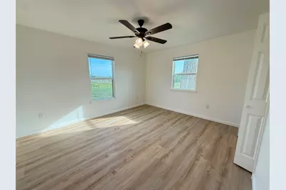 800 Old Thorndale Road, Taylor, TX 76574 - Photo 18