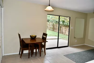 2007 Castle Gate Circle, San Marcos, TX 78666 - Photo 10