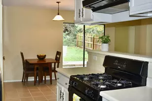 2007 Castle Gate Cir, San Marcos, TX 78666 - Photo 12