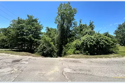 000 Manawianui Drive, Bastrop, TX 78602 - Photo 2