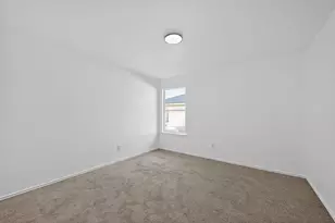 316 Flinn St, Hutto, TX 78634 - Photo 16