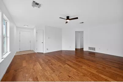 316 Flinn Street, Hutto, TX 78634 - Photo 8