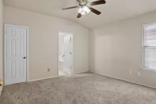 203 Altamont St, Hutto, TX 78634 - Photo 6