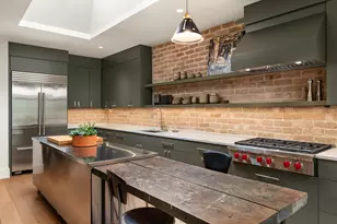 3216 Tarryhollow Dr, Austin, TX 78703 - Photo 10