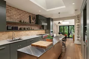 3216 Tarryhollow Dr, Austin, TX 78703 - Photo 12