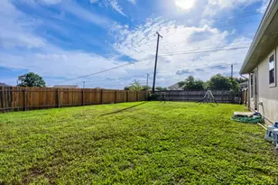 101 Adamae Ln, Hutto, TX 78634 - Photo 12