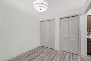 1705 Crossing Pl, Austin, TX 78741 - Photo 8