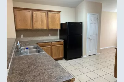 2338 Green Meadows Lane, Buda, TX 78610 - Photo 4