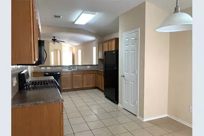 2338 Green Meadows Lane, Buda, TX 78610 - Photo 6