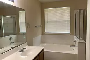 2338 Green Meadows Ln, Buda, TX 78610 - Photo 12