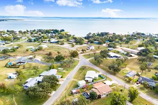 210 Striper Haven Ln, Buchanan Dam, TX 78609 - Photo 28