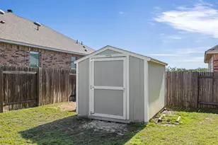 101 Muenster Dr, Hutto, TX 78634 - Photo 16