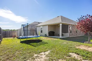 101 Muenster Dr, Hutto, TX 78634 - Photo 14