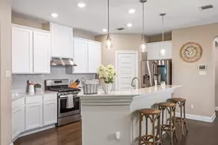 101 Muenster Dr, Hutto, TX 78634 - Photo 6