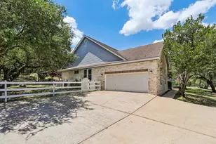 1065 Sunset Canyon Dr N, Dripping Springs, TX 78620 - Photo 2