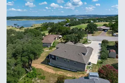 21203 Kiowa Cove, Lago Vista, TX 78645 - Photo 28