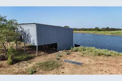 2039 County Road 326, Giddings, TX 78942 - Photo 8