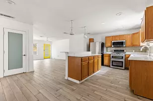 5307 Ledesma Rd, Austin, TX 78721 - Photo 8