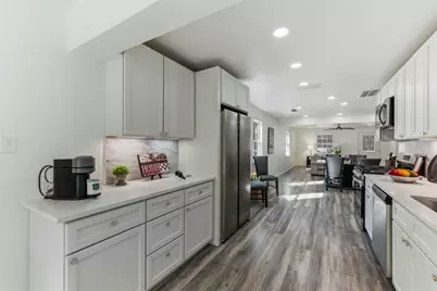 7309 Blessing Avenue, Austin, TX 78752 - Photo 8