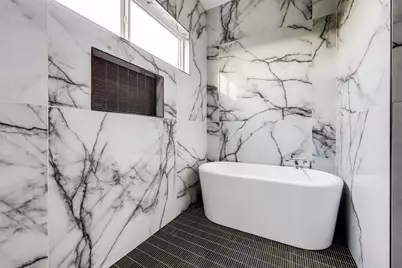 8009 Flintlock Circle, Lago Vista, TX 78645 - Photo 24