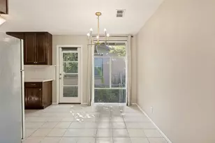 1405 Broadmoor Dr, Austin, TX 78723 - Photo 8