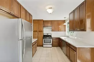 1405 Broadmoor Dr, Austin, TX 78723 - Photo 10